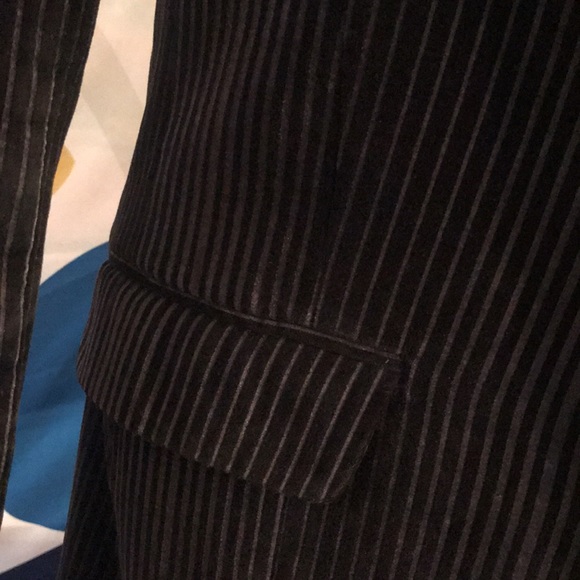 International concept Velvet Coat - Picture 5 of 17